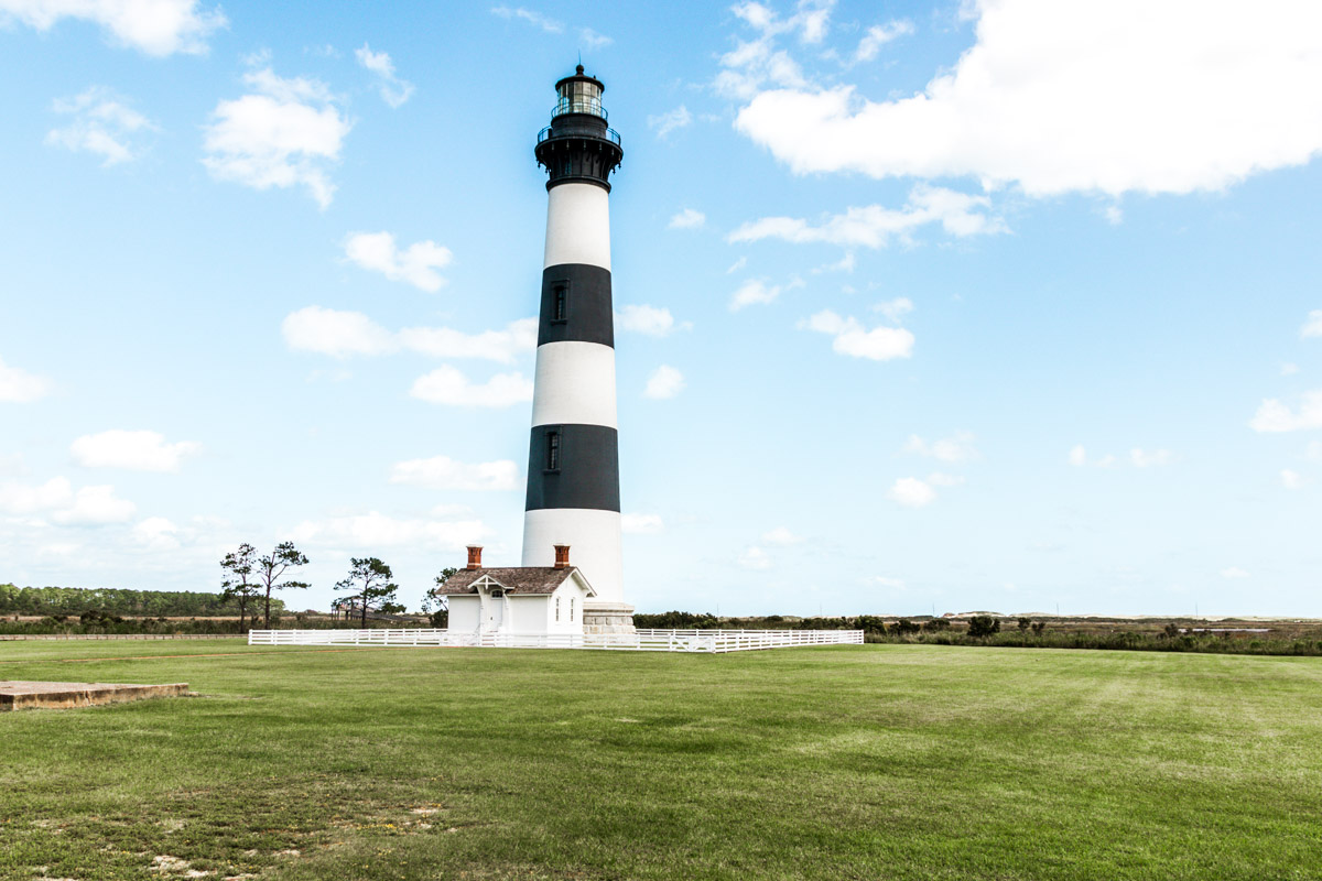 The Bodie lighthouse is one of the best free things to do in the Outer Banks