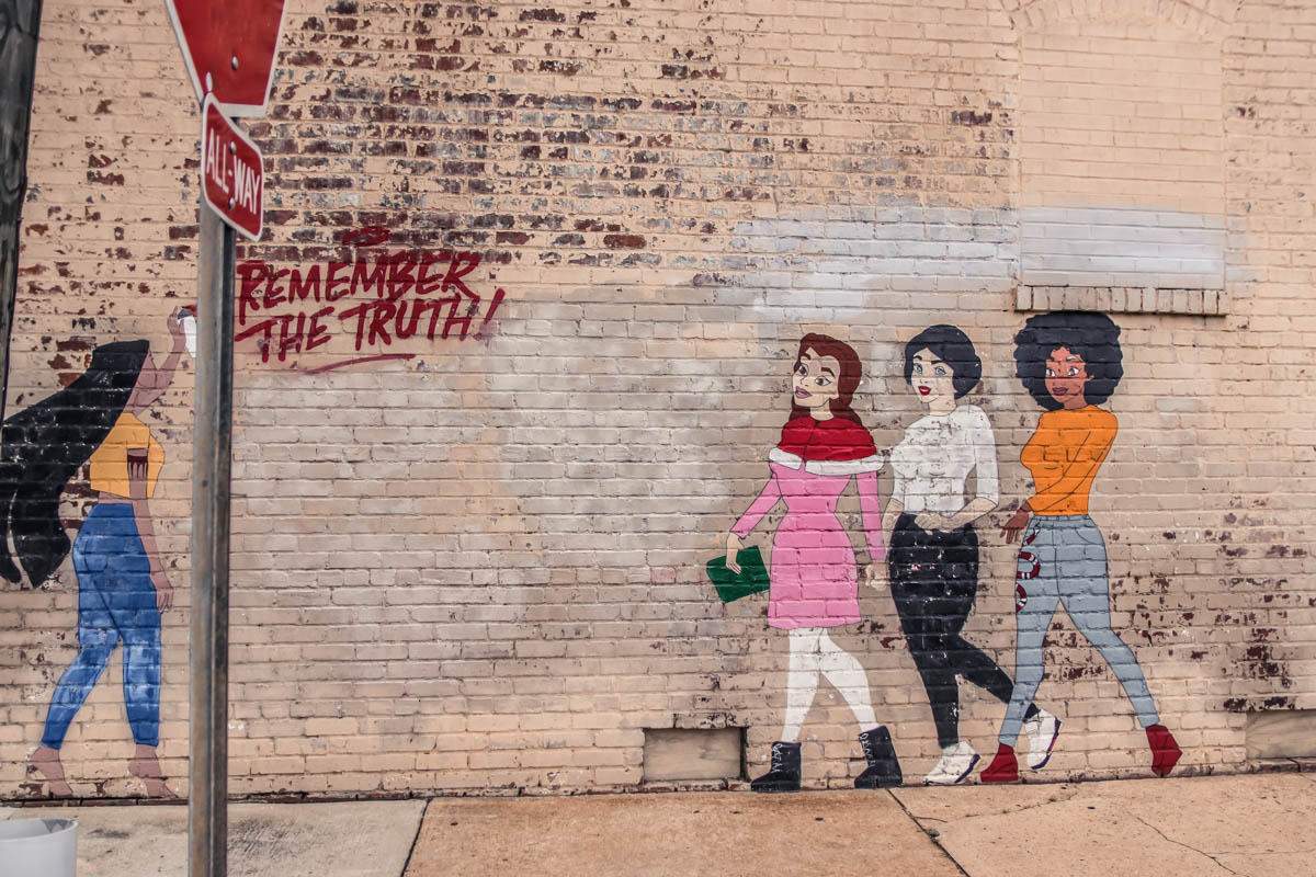 Spotting murals is one of the best things to do in downtown raleigh